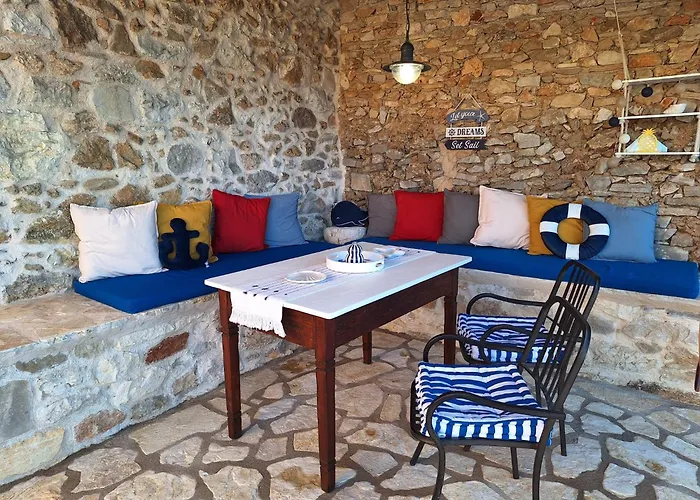 Holiday House \